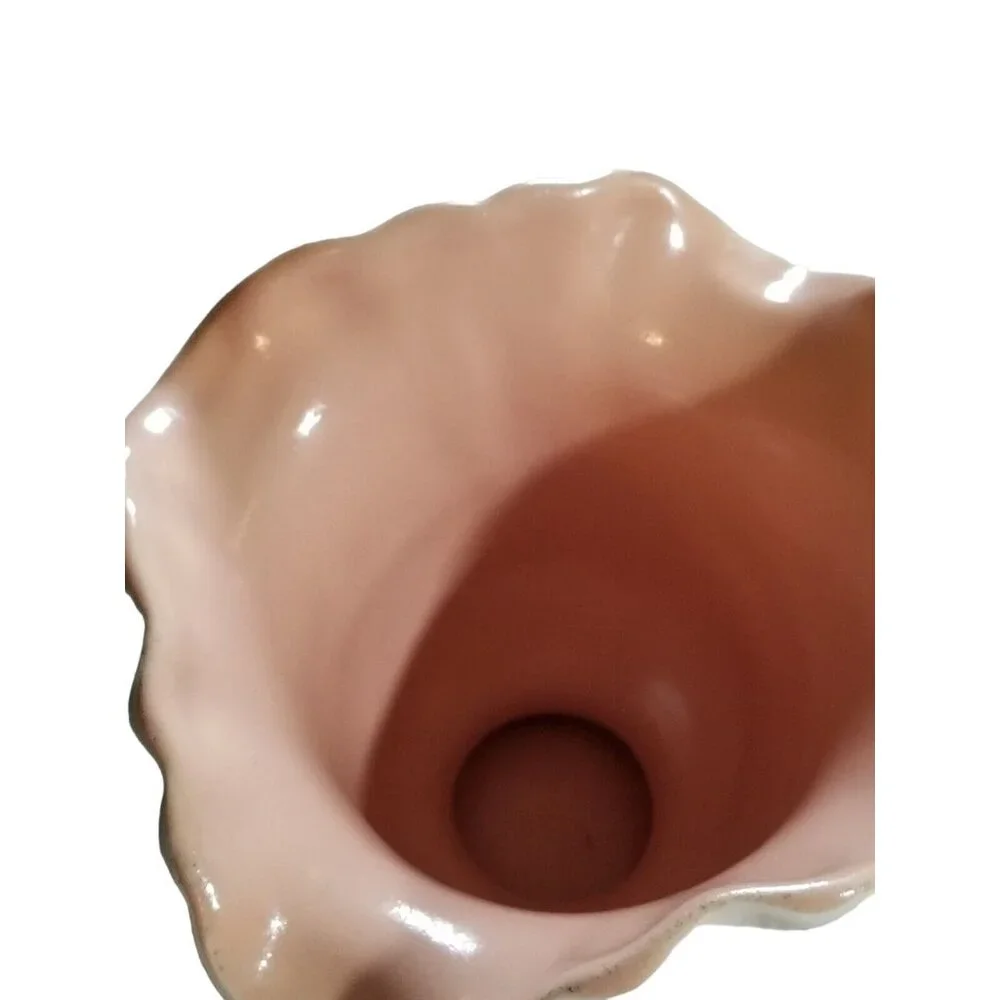 Vtg.‎ Camark Art Pottery USA # 939 Ivory Ruffled Top Vase Pink Interior 6